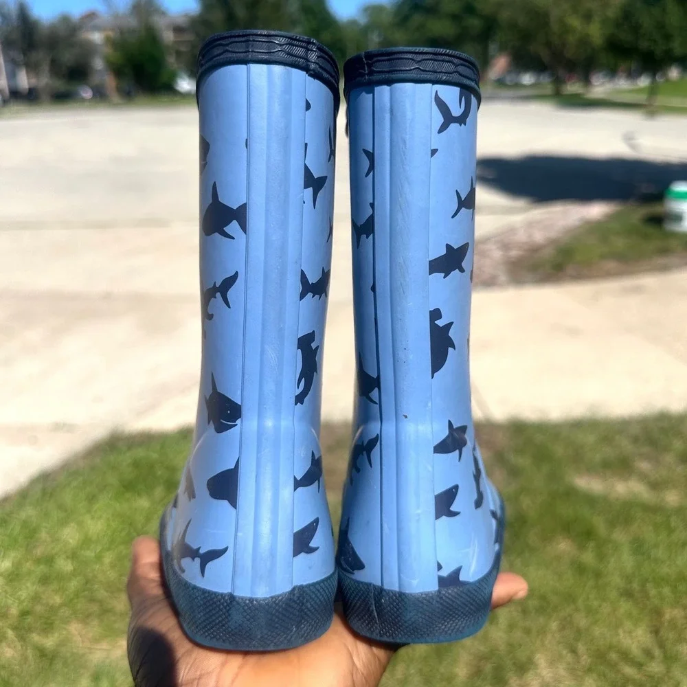 Hunter Kids' First Classic Shark Print Rain Boots Toddler Size 10 Blue